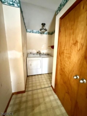 64 W Quarry Rd, White Twp., NJ 07823