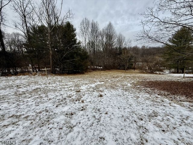 64 W Quarry Rd, White Twp., NJ 07823