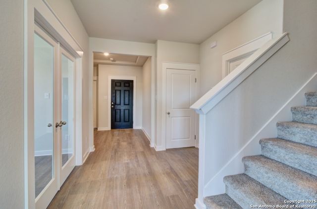 108 Silverlake Camp, San Antonio, TX 78253
