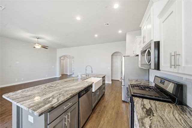 1504 E Mobile Street, Broken Arrow, OK 74011