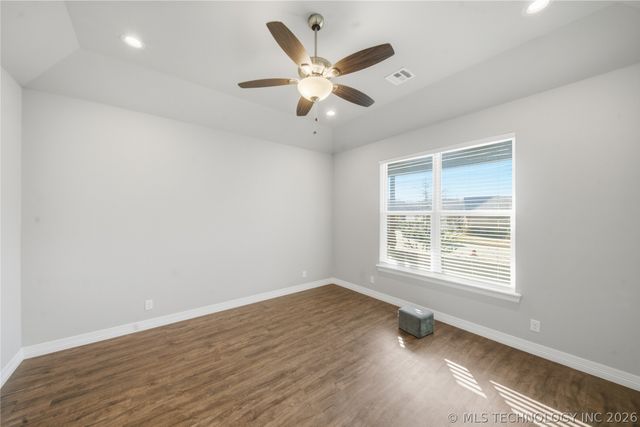 1504 E Mobile Street, Broken Arrow, OK 74011