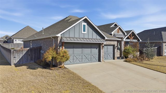 1504 E Mobile Street, Broken Arrow, OK 74011