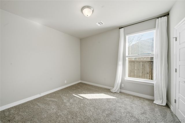 1504 E Mobile Street, Broken Arrow, OK 74011