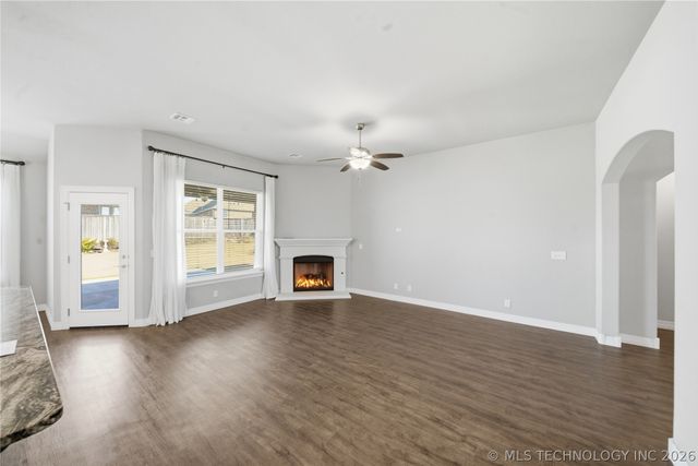 1504 E Mobile Street, Broken Arrow, OK 74011