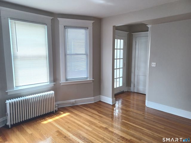 37 Fairfield Street 2nd Floor, New Haven, CT 06515