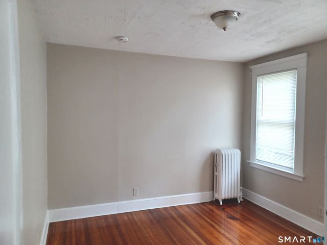 37 Fairfield Street 2nd Floor, New Haven, CT 06515