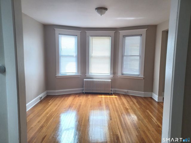 37 Fairfield Street 2nd Floor, New Haven, CT 06515