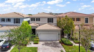 671 NE 191st Ter, Miami, FL 33179