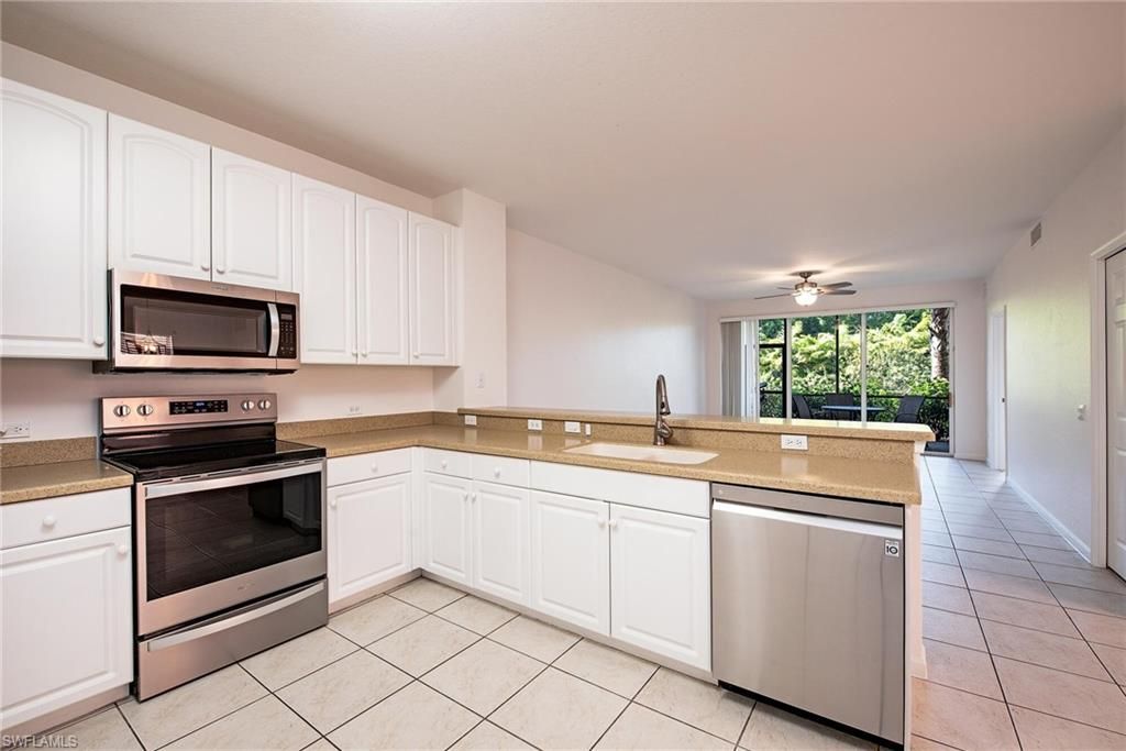10025 Heather LN 702, NAPLES, FL 34119 — photo 3