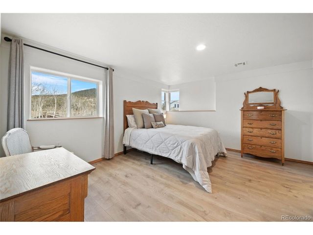 25947 Snyder Ave, Conifer, CO 80433