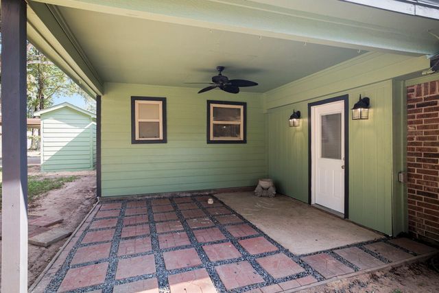 31803 Pleasant Valley Road, Magnolia, TX 77354