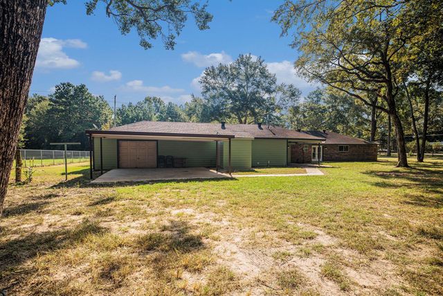 31803 Pleasant Valley Road, Magnolia, TX 77354