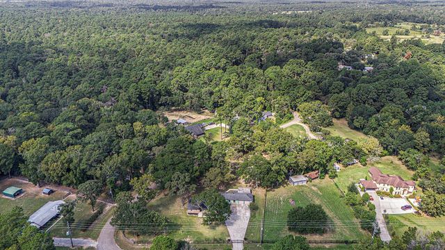 31803 Pleasant Valley Road, Magnolia, TX 77354