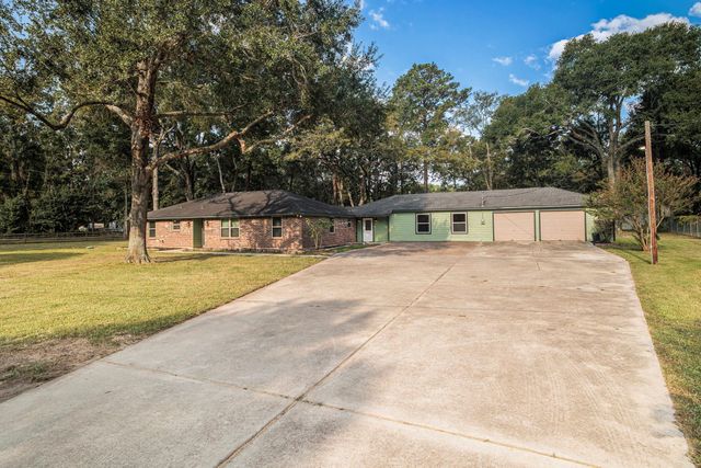31803 Pleasant Valley Road, Magnolia, TX 77354
