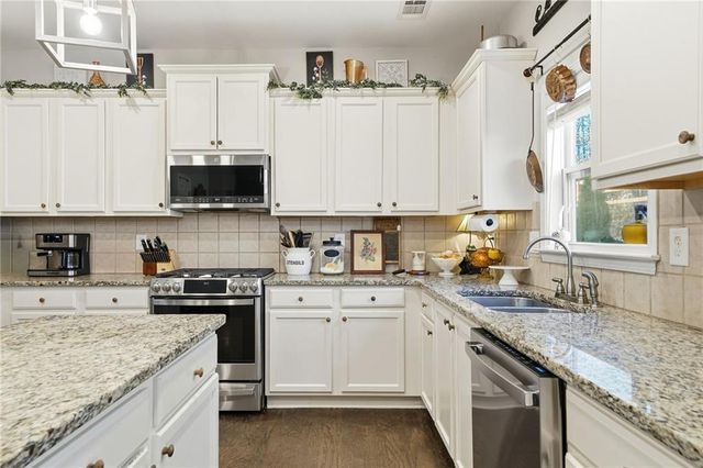 605 Little Shoals Court, Canton, GA 30115