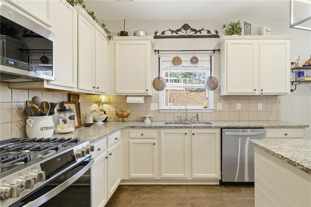 605 Little Shoals Court, Canton, GA 30115