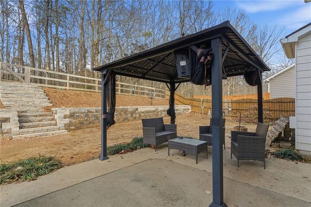 605 Little Shoals Court, Canton, GA 30115