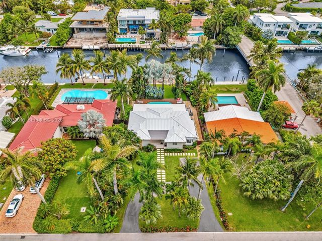 924 Belle Meade Island Dr ., Miami, FL 33138