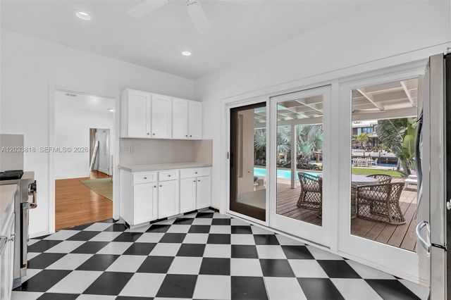 924 Belle Meade Island Dr ., Miami, FL 33138