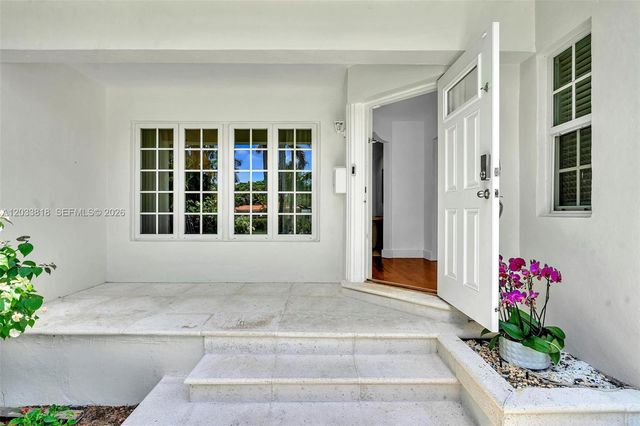 924 Belle Meade Island Dr ., Miami, FL 33138