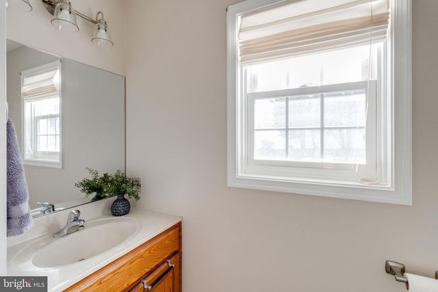 82 SCENIC DR, Denver, PA 17517