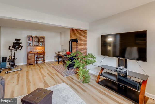 82 SCENIC DR, Denver, PA 17517