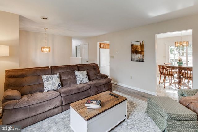 82 SCENIC DR, Denver, PA 17517