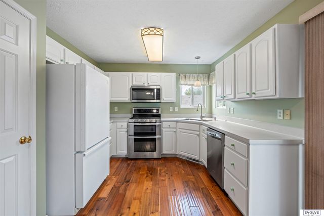 2608 Arrowhead Lane, Bellevue, NE 68123