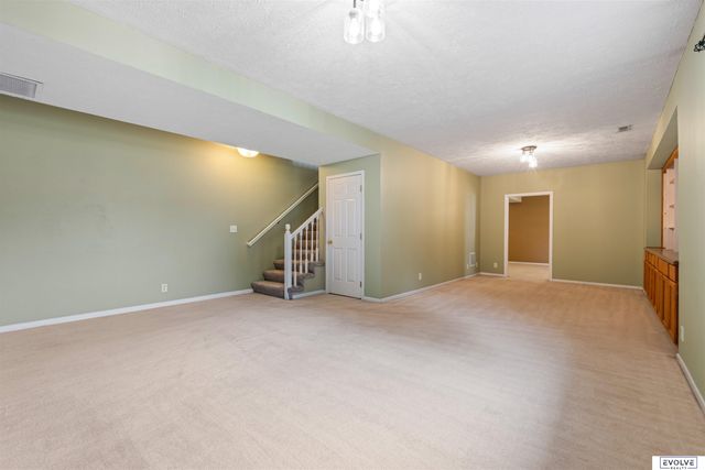 2608 Arrowhead Lane, Bellevue, NE 68123