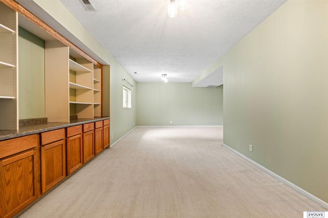 2608 Arrowhead Lane, Bellevue, NE 68123