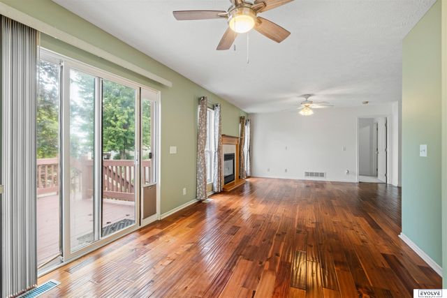 2608 Arrowhead Lane, Bellevue, NE 68123