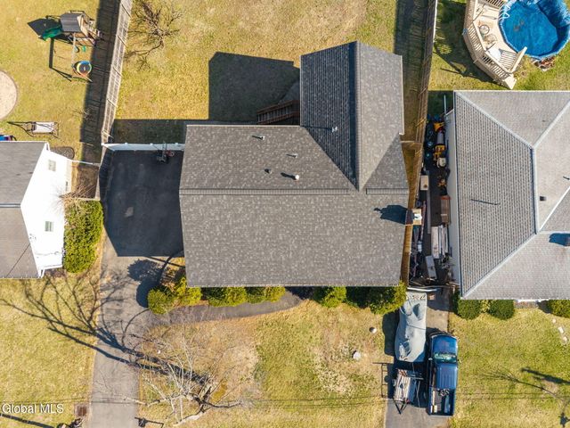 4 Wertman Lane, Colonie, NY 12211
