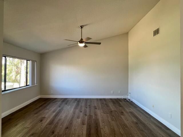 1145 N Shannon Avenue 48, Indialantic, FL 32903