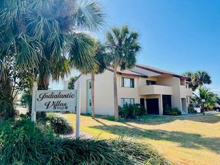 1145 N Shannon Avenue 48, Indialantic, FL 32903