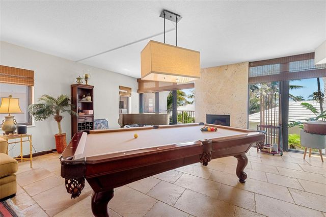 1223 Hillsboro Mile 6, Hillsboro Beach, FL 33062