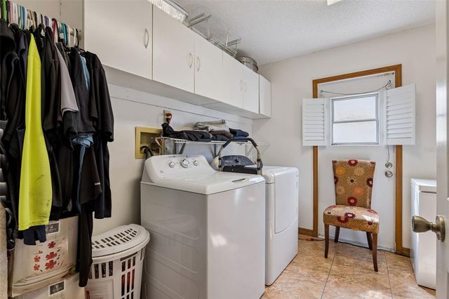 1079 W HANCOCK DRIVE, Deltona, FL 32725