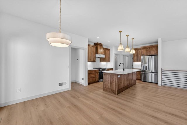 4098 Hanover Drive, Deforest, WI 53532