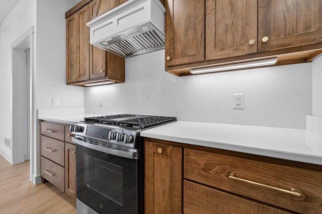 4098 Hanover Drive, Deforest, WI 53532