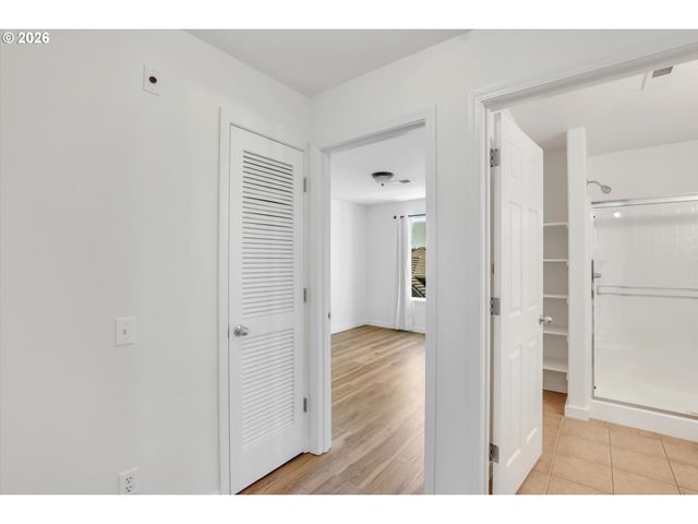 2879 Nw KENNEDY Ct 59, Portland, OR 97229