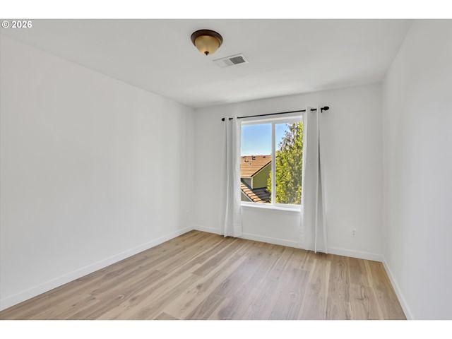 2879 Nw KENNEDY Ct 59, Portland, OR 97229