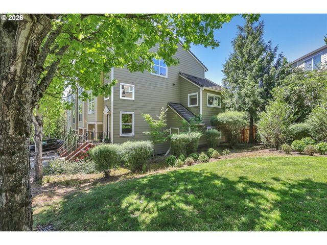 2879 Nw KENNEDY Ct 59, Portland, OR 97229