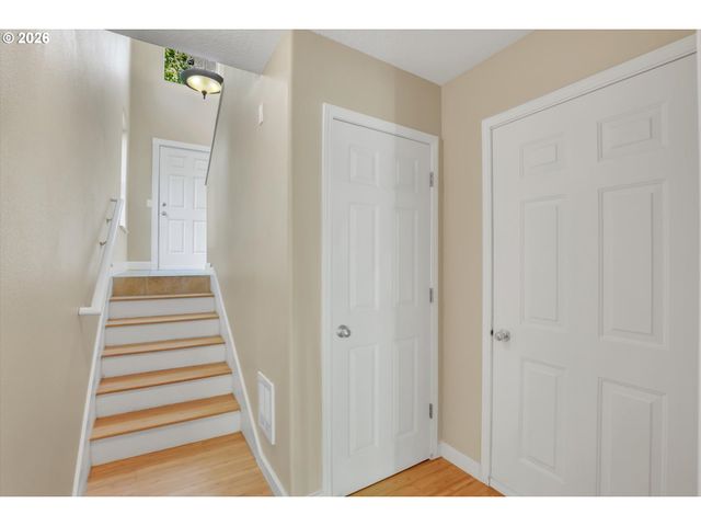 2879 Nw KENNEDY Ct 59, Portland, OR 97229