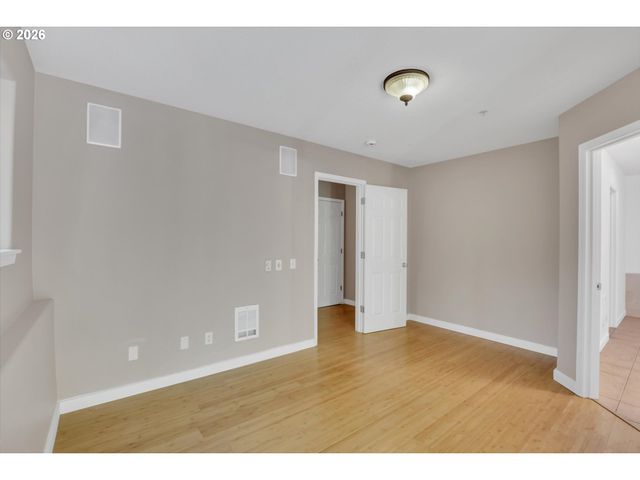 2879 Nw KENNEDY Ct 59, Portland, OR 97229