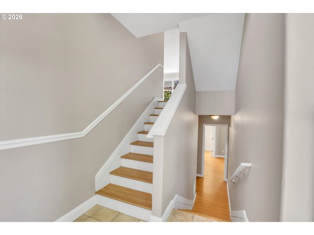 2879 Nw KENNEDY Ct 59, Portland, OR 97229