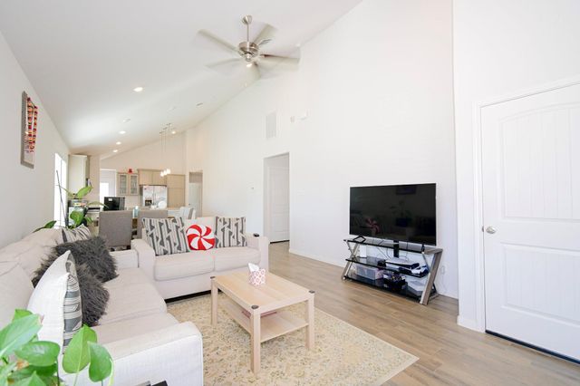21534 Cypress Trellis Drive, Cypress, TX 77433