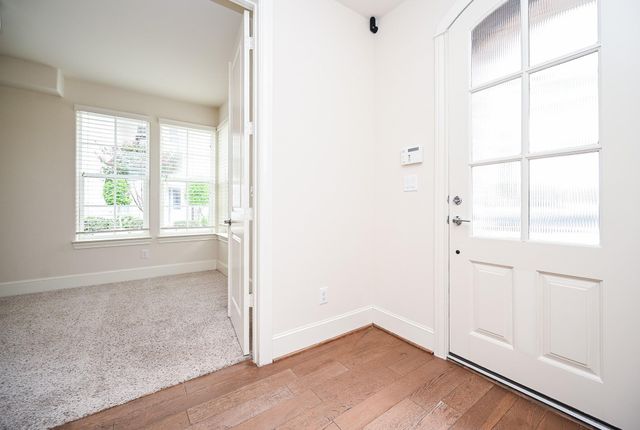 9546 London Bridge Station Station, Houston, TX 77045