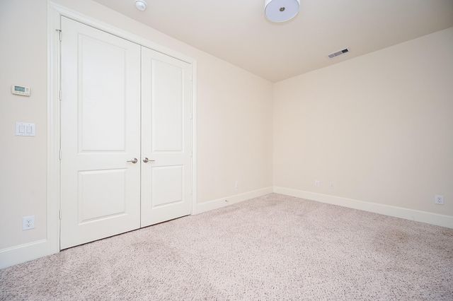 9546 London Bridge Station Station, Houston, TX 77045