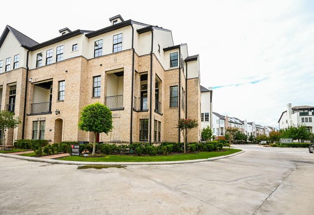 9546 London Bridge Station Station, Houston, TX 77045