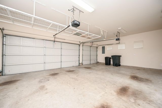 9546 London Bridge Station Station, Houston, TX 77045