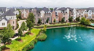 9546 London Bridge Station Station, Houston, TX 77045